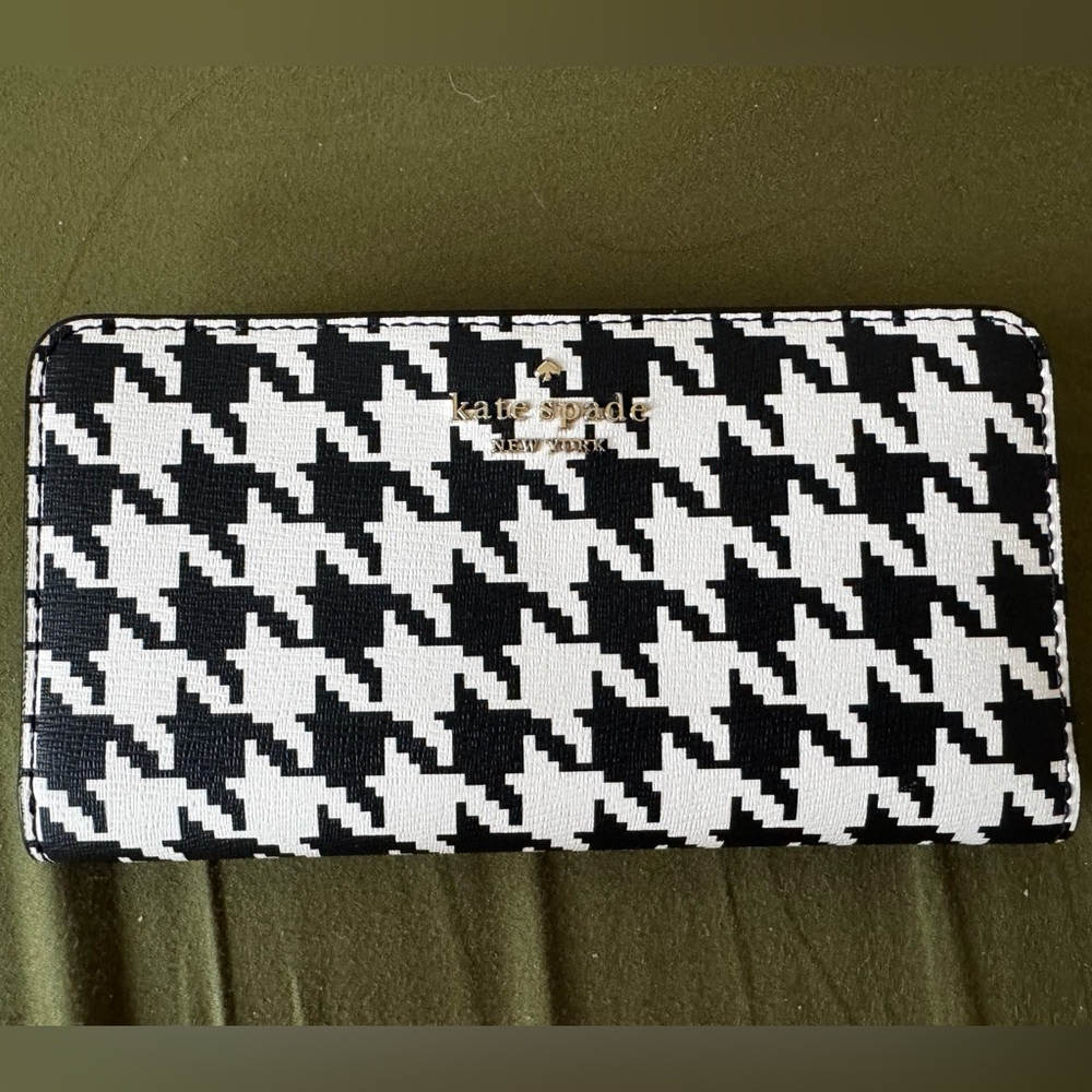 Kate Spade Houndstooth Wallet